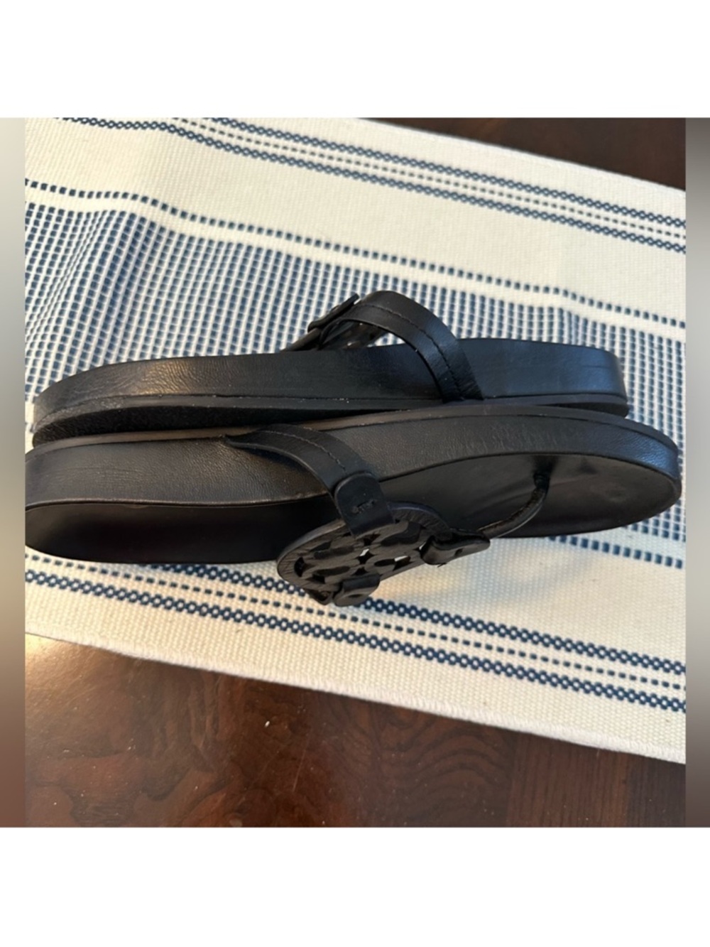 Pre-Loved Tory Burch Black Miller Cloud Sandals - Picture 4 of 6